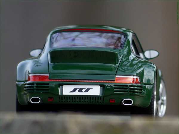 1:18 Porsche 911 RUF SCR 2018 Irish Green Edition inkl OVP